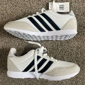 Womens adidas size 7.5